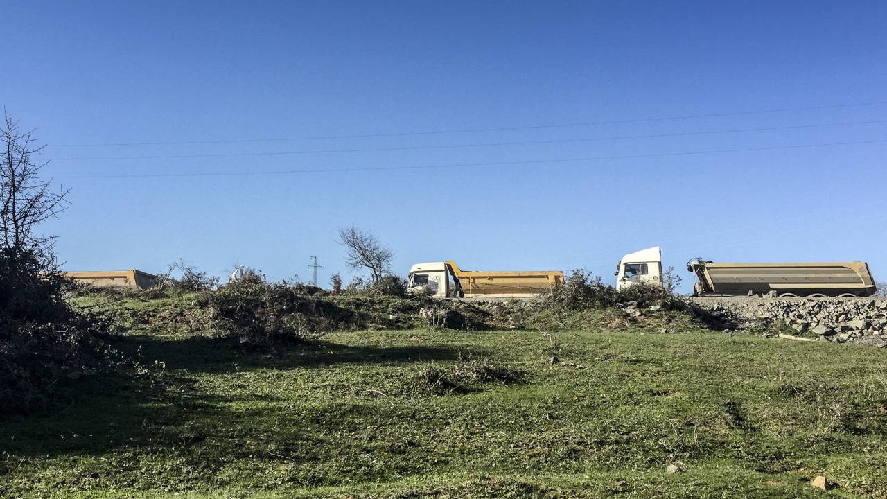 Trucks in Agacli