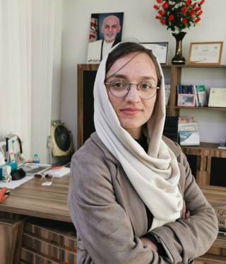 Afghanistans jüngste Bürgermeisterin Zarifah Ghafari Afghanistans jüngste Bürgermeisterin Zarifah Ghafari